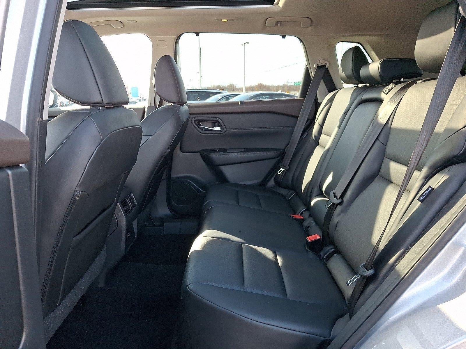 2022 Nissan Rogue AWD SV