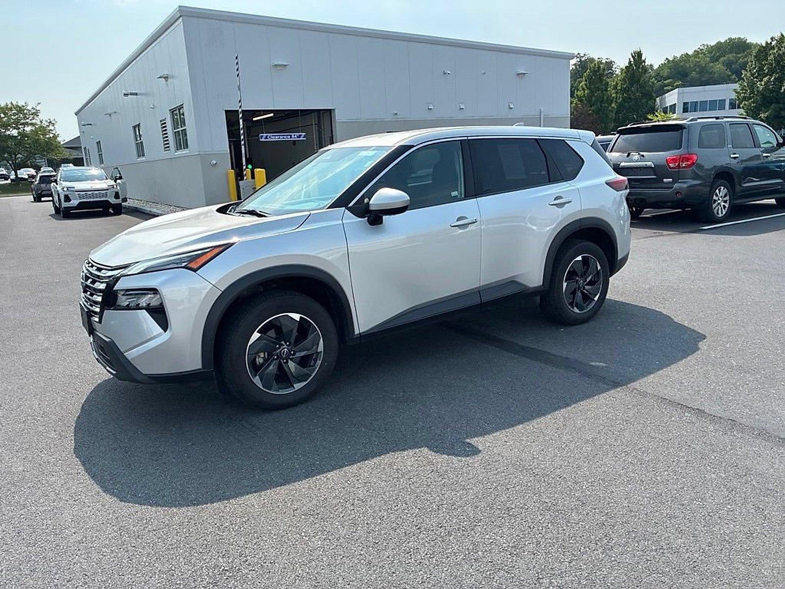 2024 Nissan Rogue AWD SV