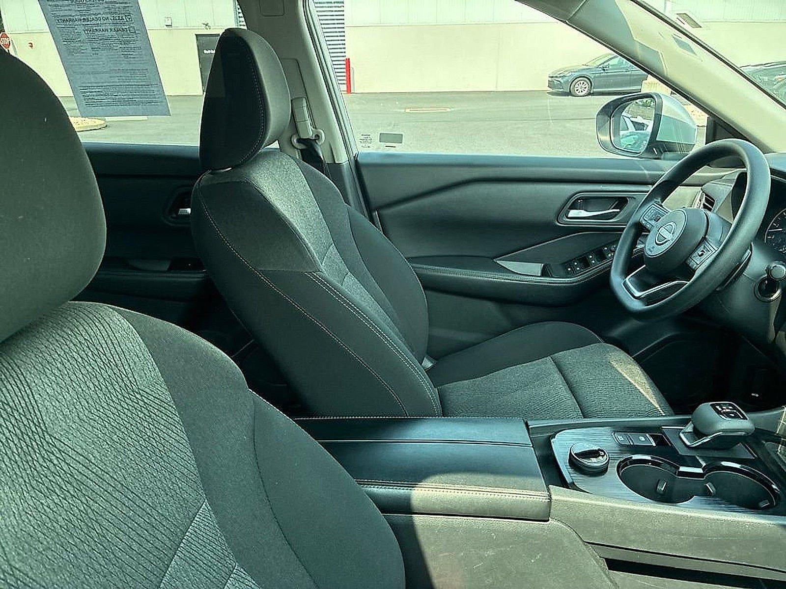 2024 Nissan Rogue AWD SV