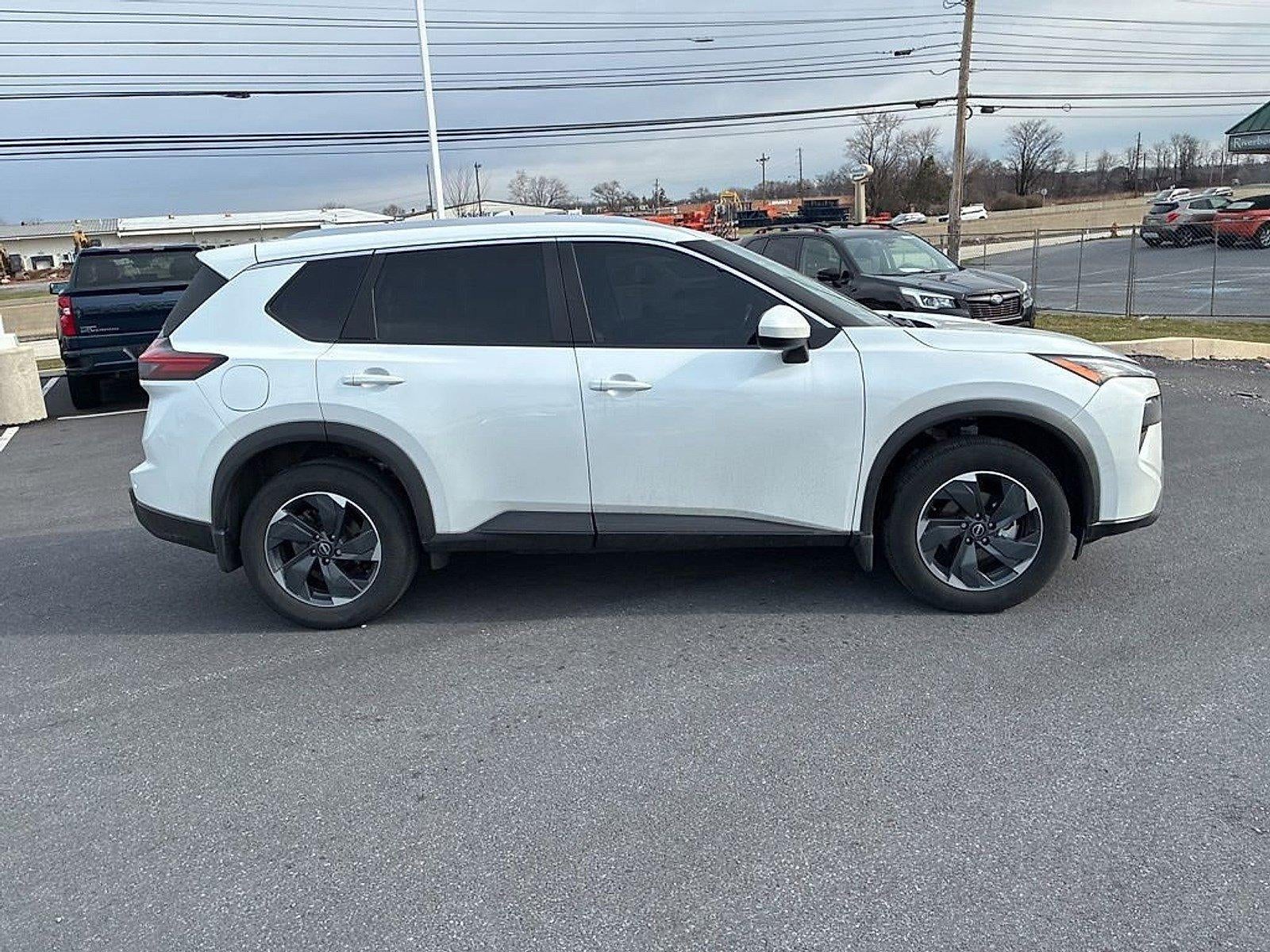 2024 Nissan Rogue AWD SV
