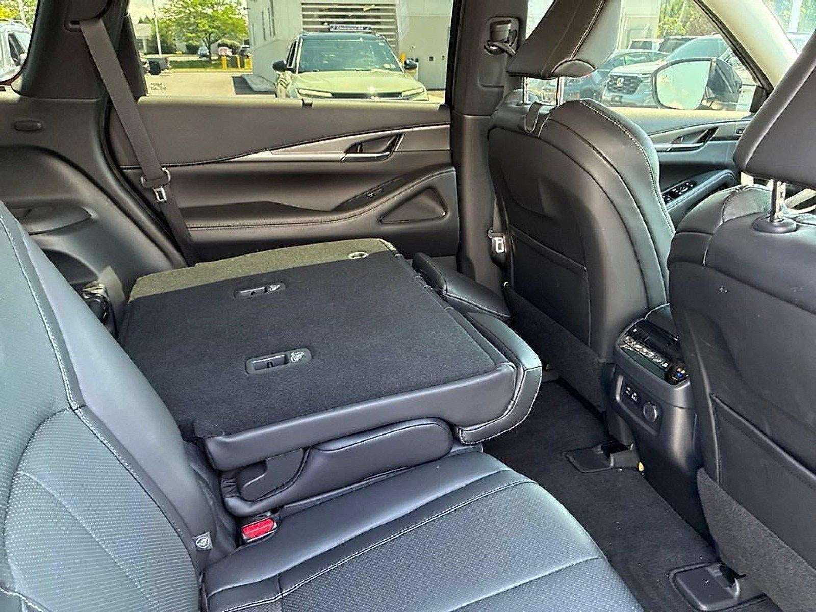 2022 INFINITI QX60 LUXE AWD