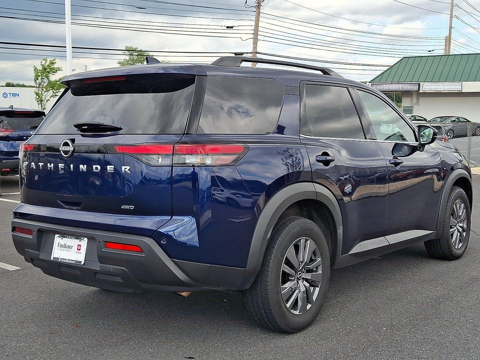 2025 Nissan Pathfinder SV 4WD