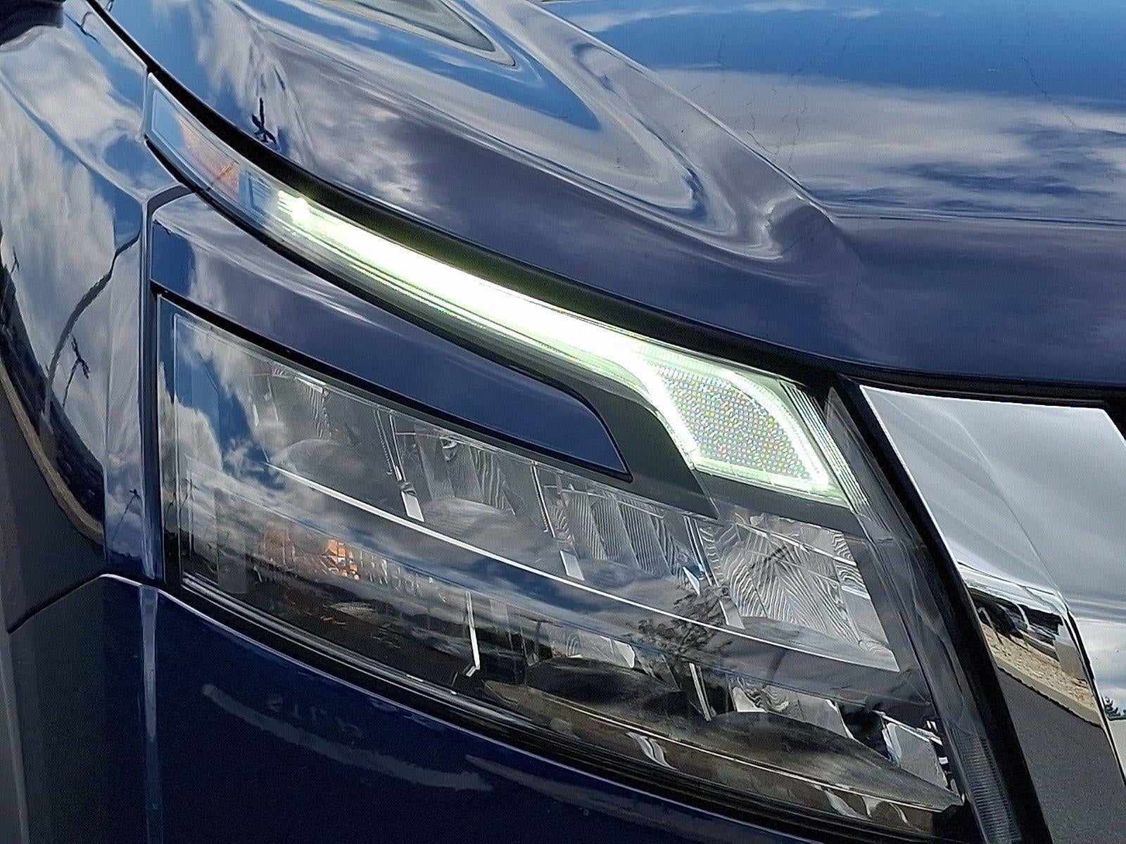 2025 Nissan Pathfinder SV 4WD