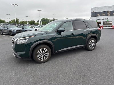 2025 Nissan Pathfinder SL 4WD