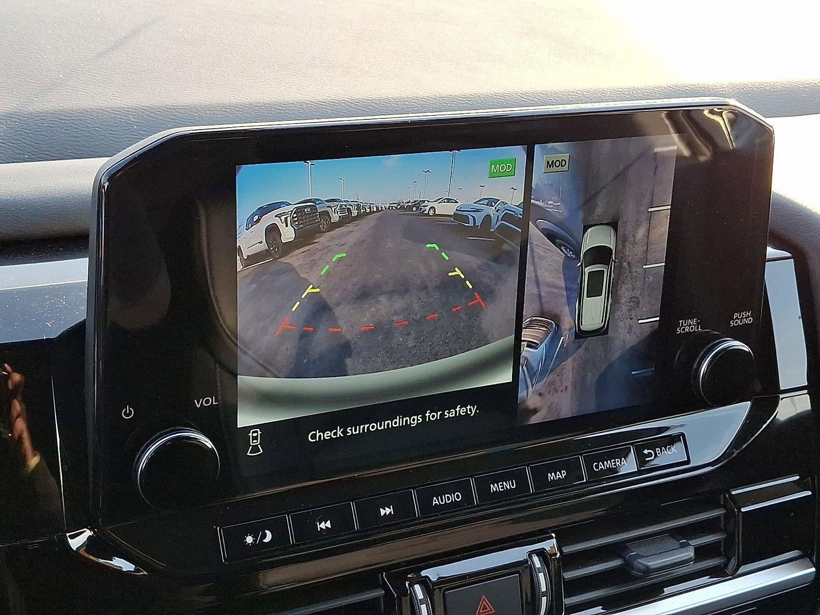 2025 Nissan Pathfinder SL 4WD