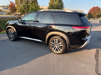 2022 Nissan Pathfinder Platinum