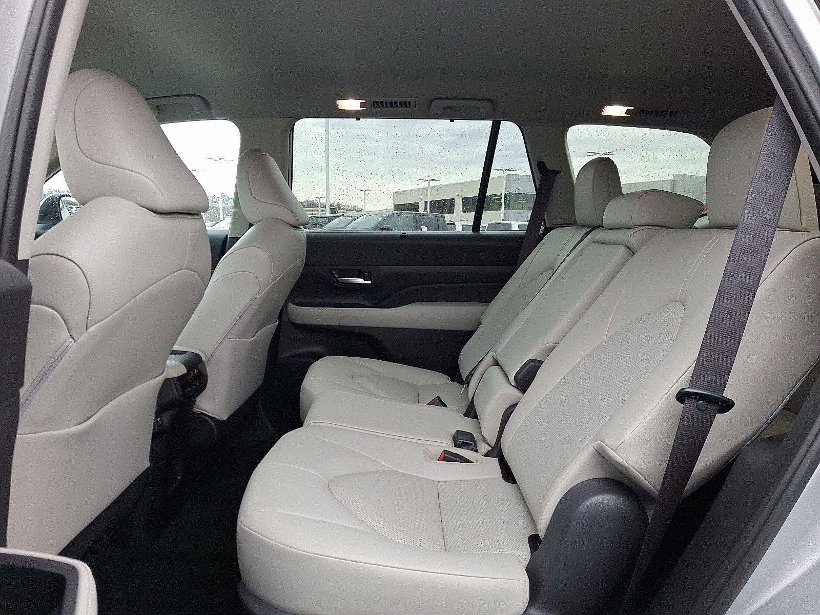 2024 Toyota Grand Highlander XLE AWD (Natl)