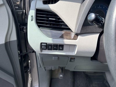 2017 Toyota Sienna XLE Premium AWD 7-Passenger (Natl)