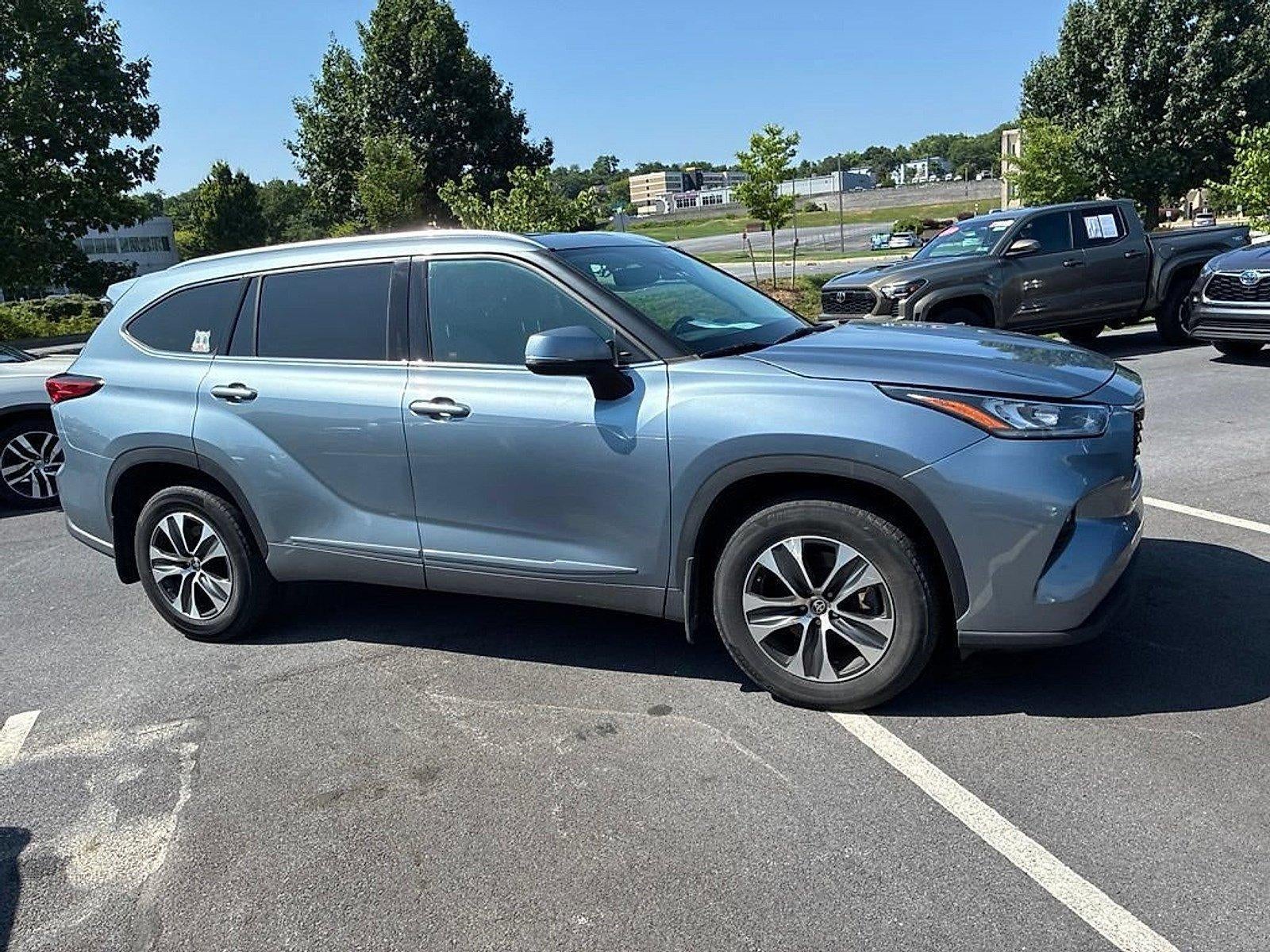 2020 Toyota Highlander XLE AWD (Natl)
