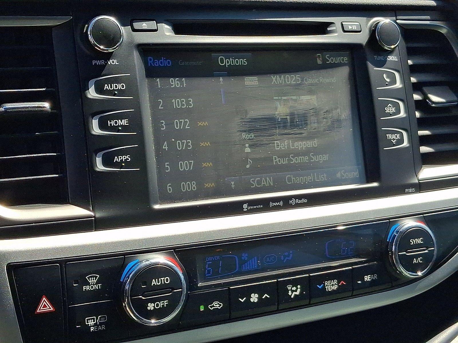 2019 Toyota Highlander LE Plus V6 FWD (SE)