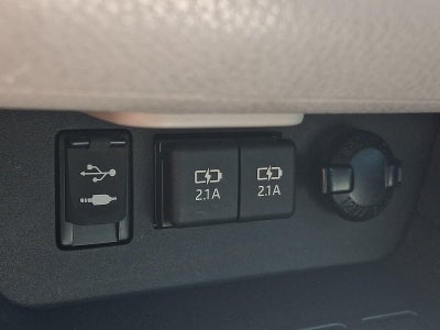 2019 Toyota Highlander LE Plus V6 FWD (SE)