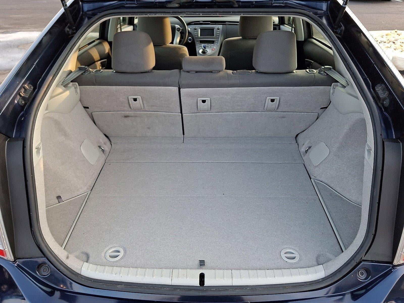 2014 Toyota Prius 5dr HB Four (Natl)