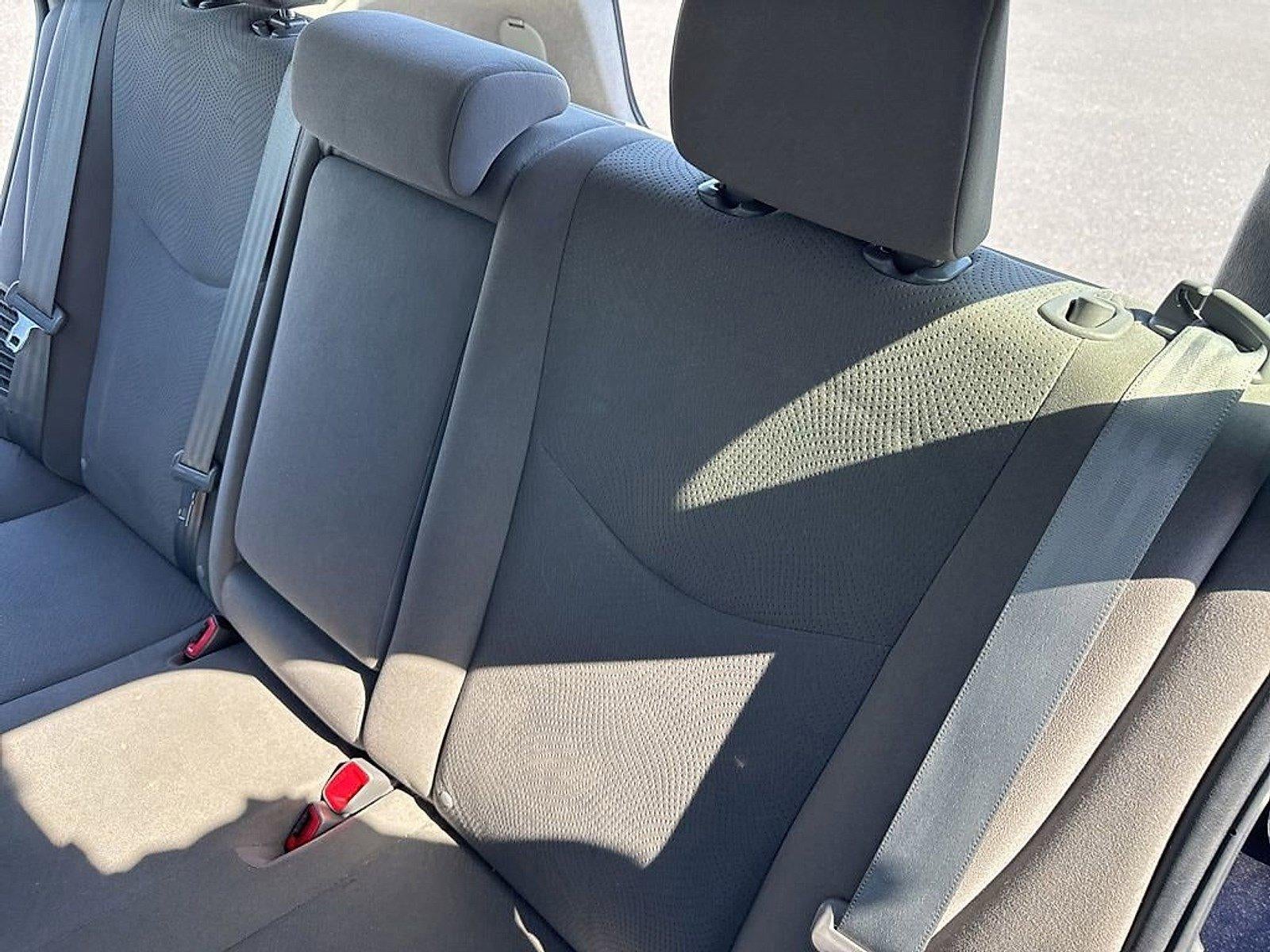 2013 Toyota Prius 5dr HB Two (Natl)