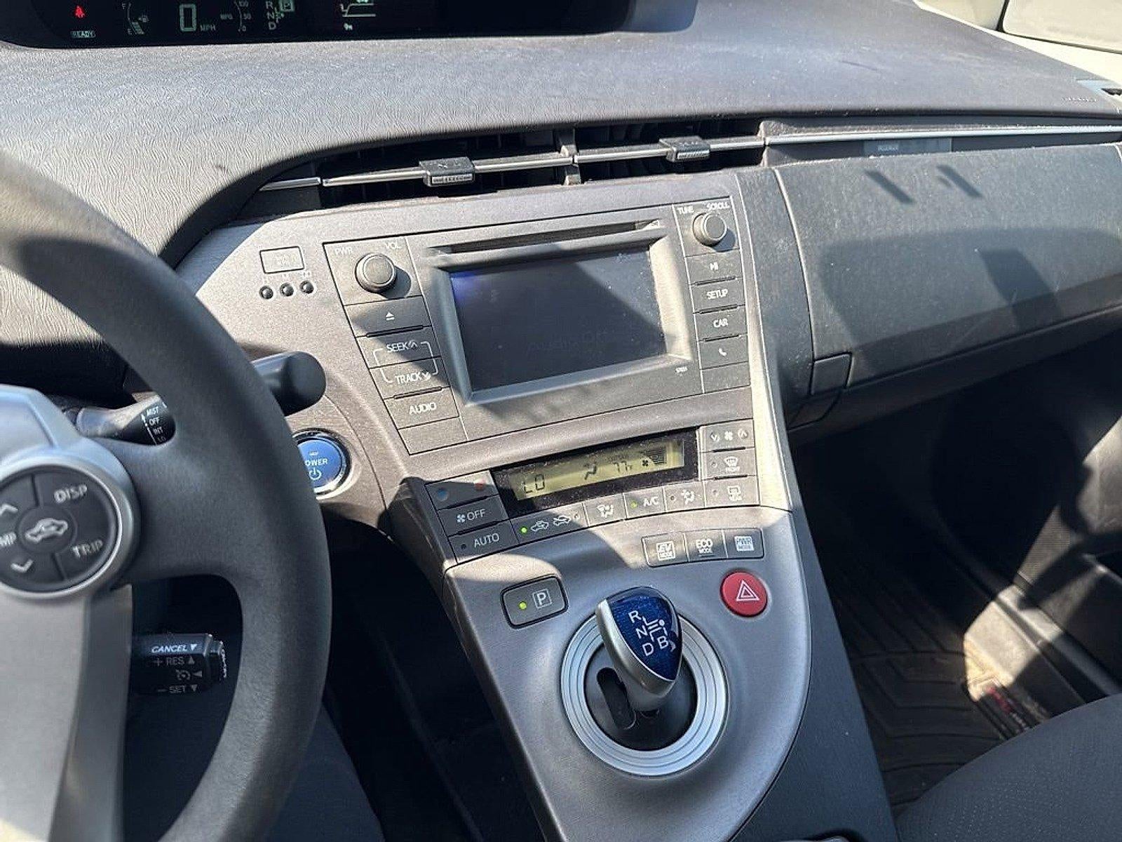 2013 Toyota Prius 5dr HB Two (Natl)