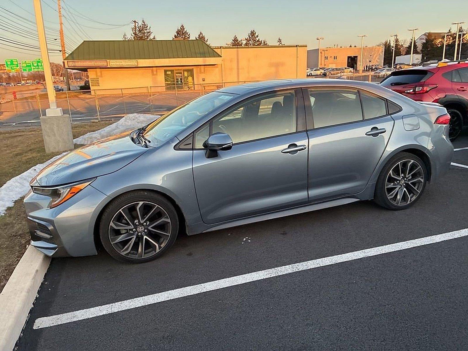 2020 Toyota Corolla SE CVT (Natl)
