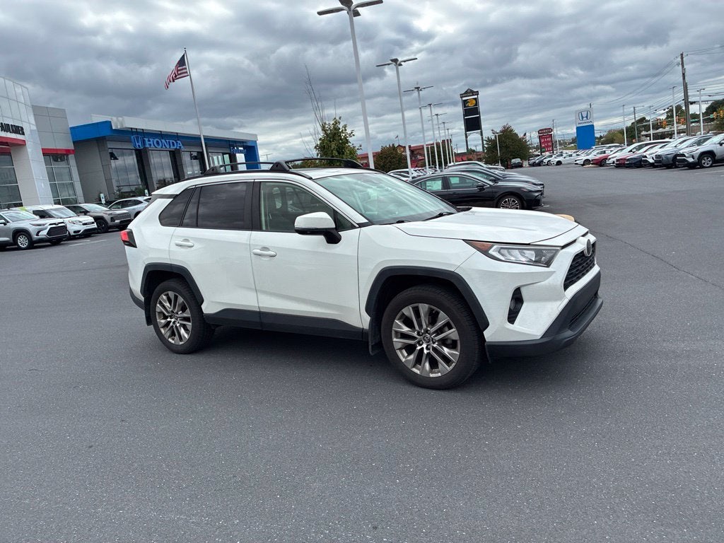 2019 Toyota RAV4 XLE Premium