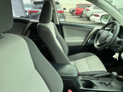 2015 Toyota RAV4 AWD 4dr LE (Natl)