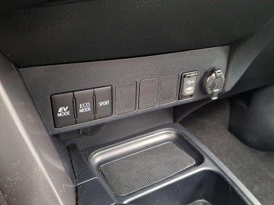 2017 Toyota RAV4 Hybrid XLE AWD (Natl)