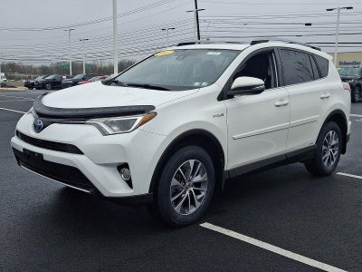 2017 Toyota RAV4 Hybrid XLE AWD (Natl)