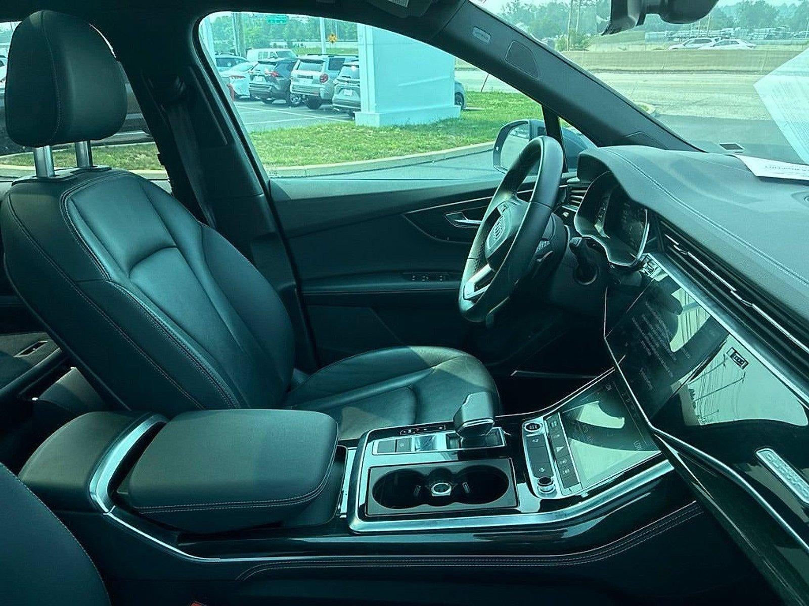 2025 Audi Q7 Premium Plus 55 TFSI quattro