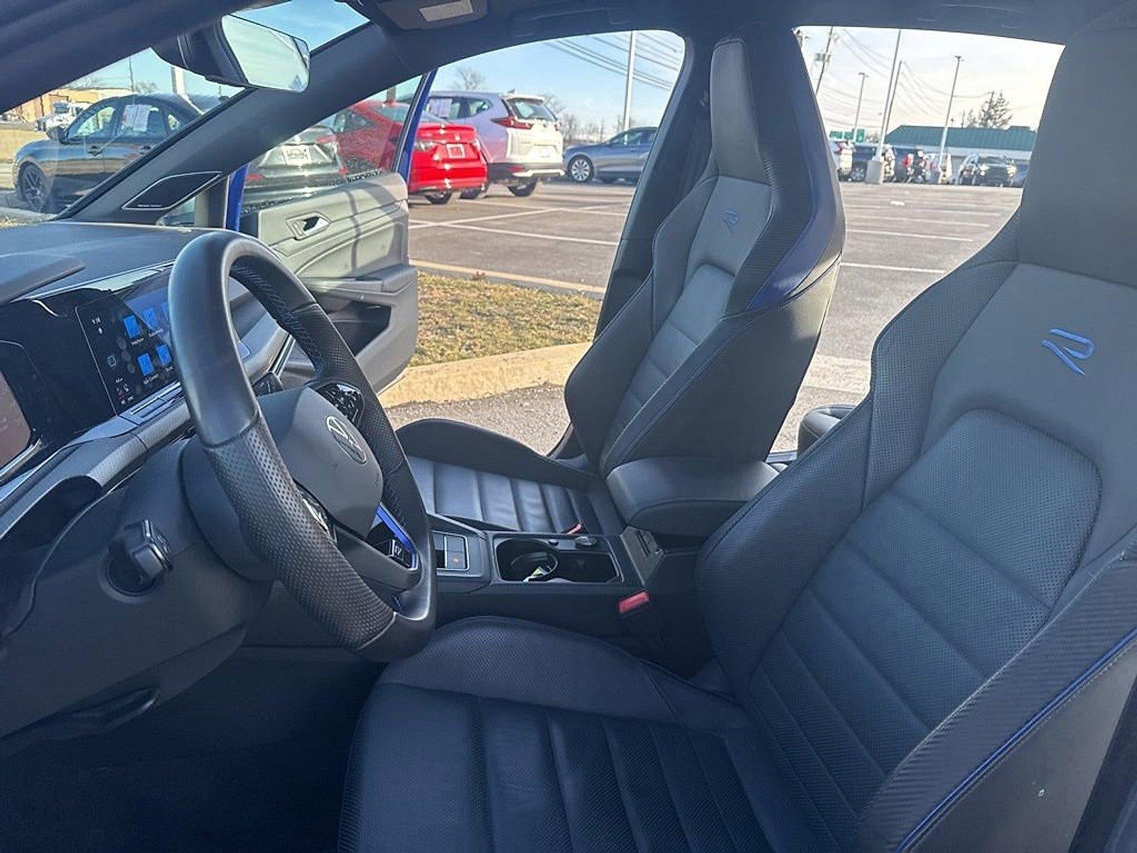 2024 Volkswagen Golf R 2.0T Manual