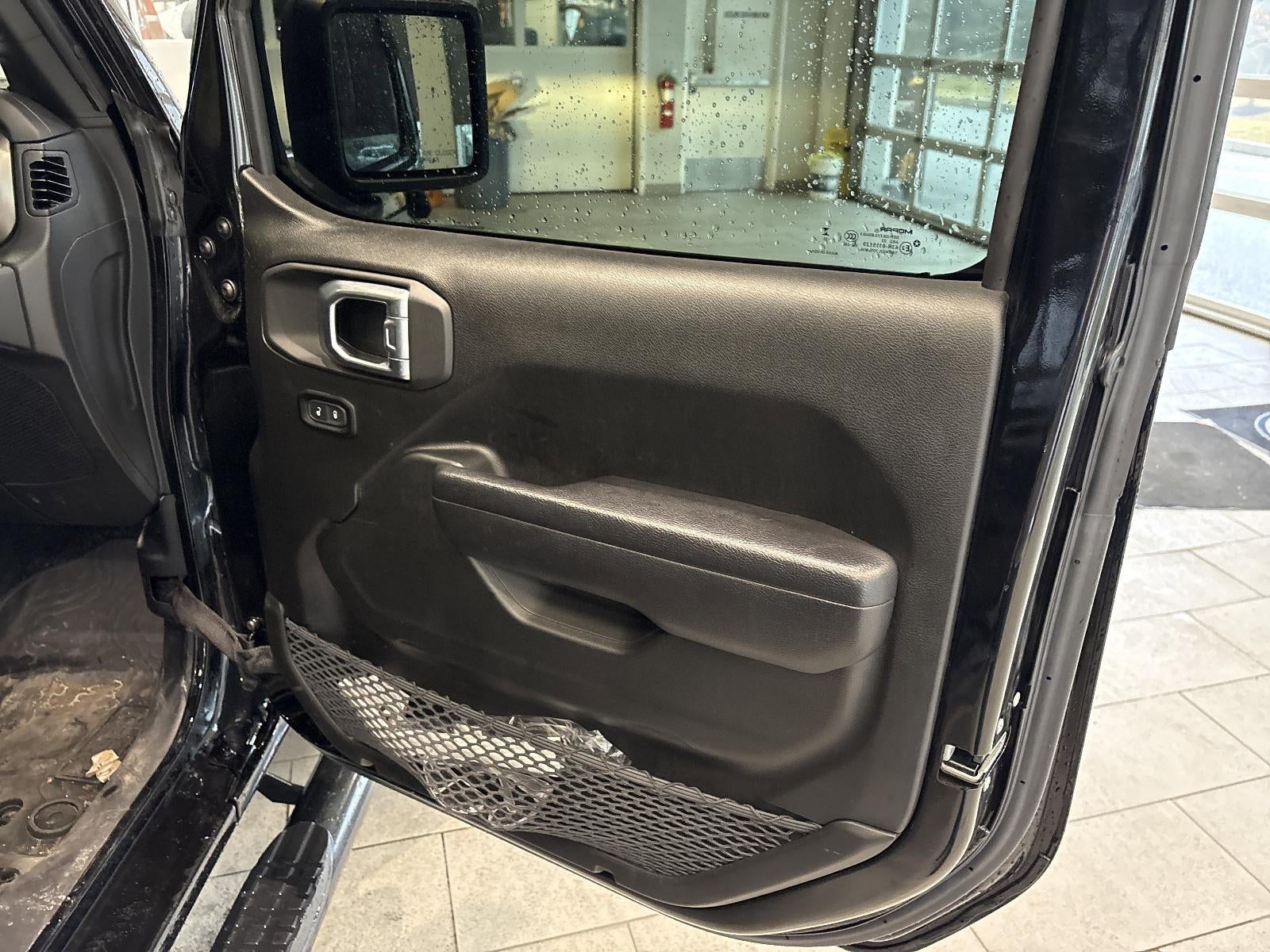 2023 Jeep Gladiator Willys 4x4