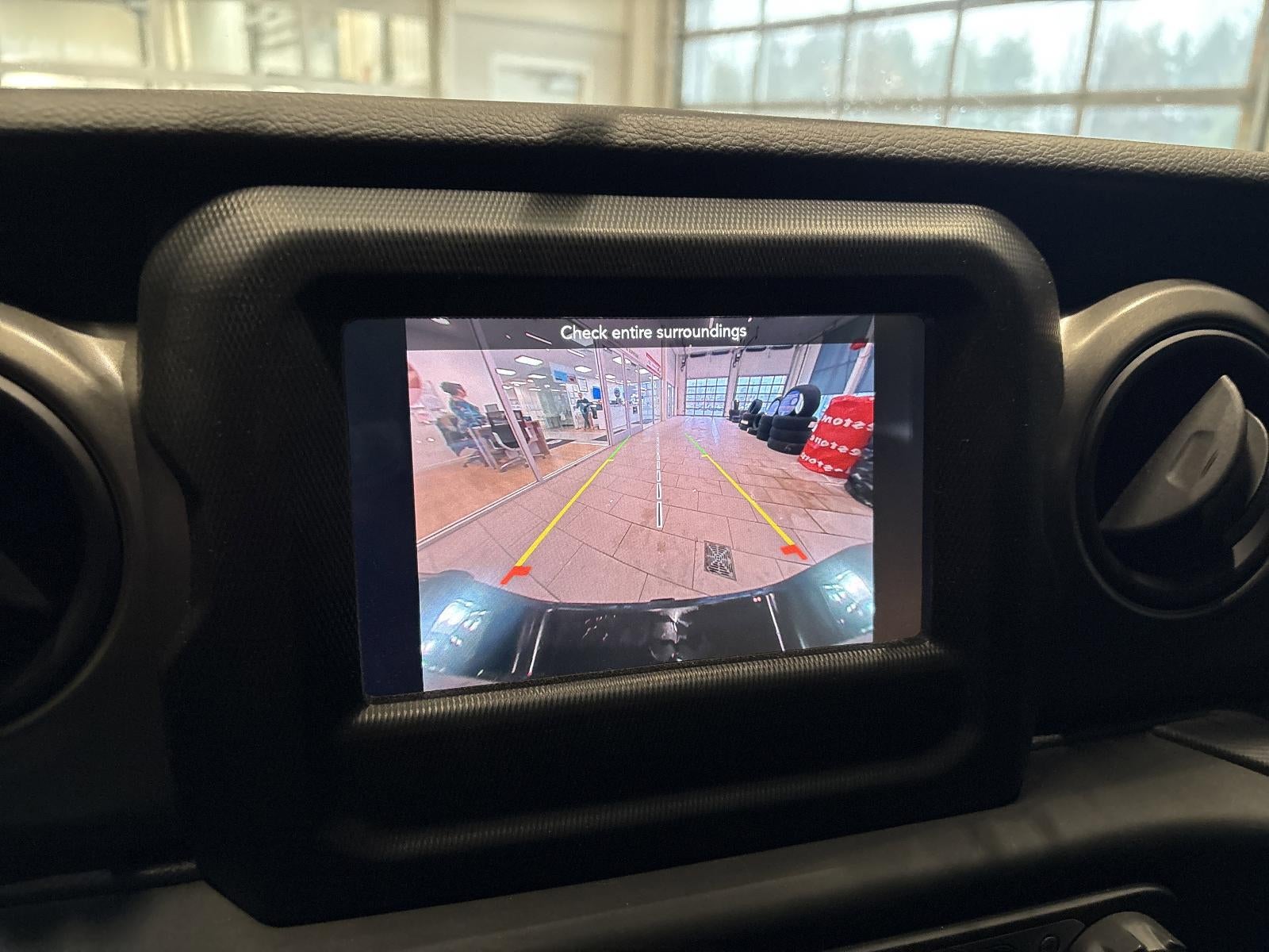 2023 Jeep Gladiator Willys 4x4