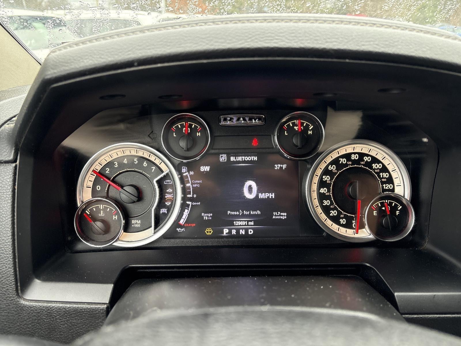 2017 RAM 1500 Laramie 4x4 Crew Cab 6'4" Box