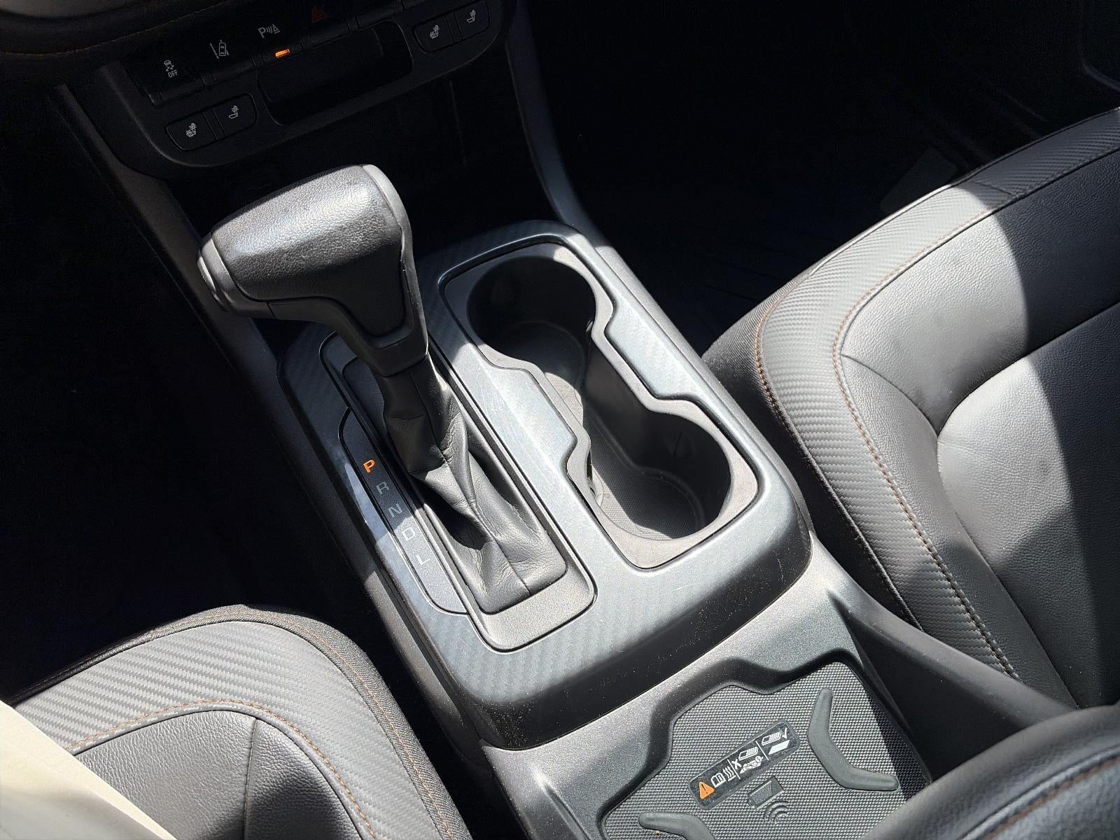2021 GMC Canyon Crew Cab Short Box 4-Wheel Drive AT4 w/Leather