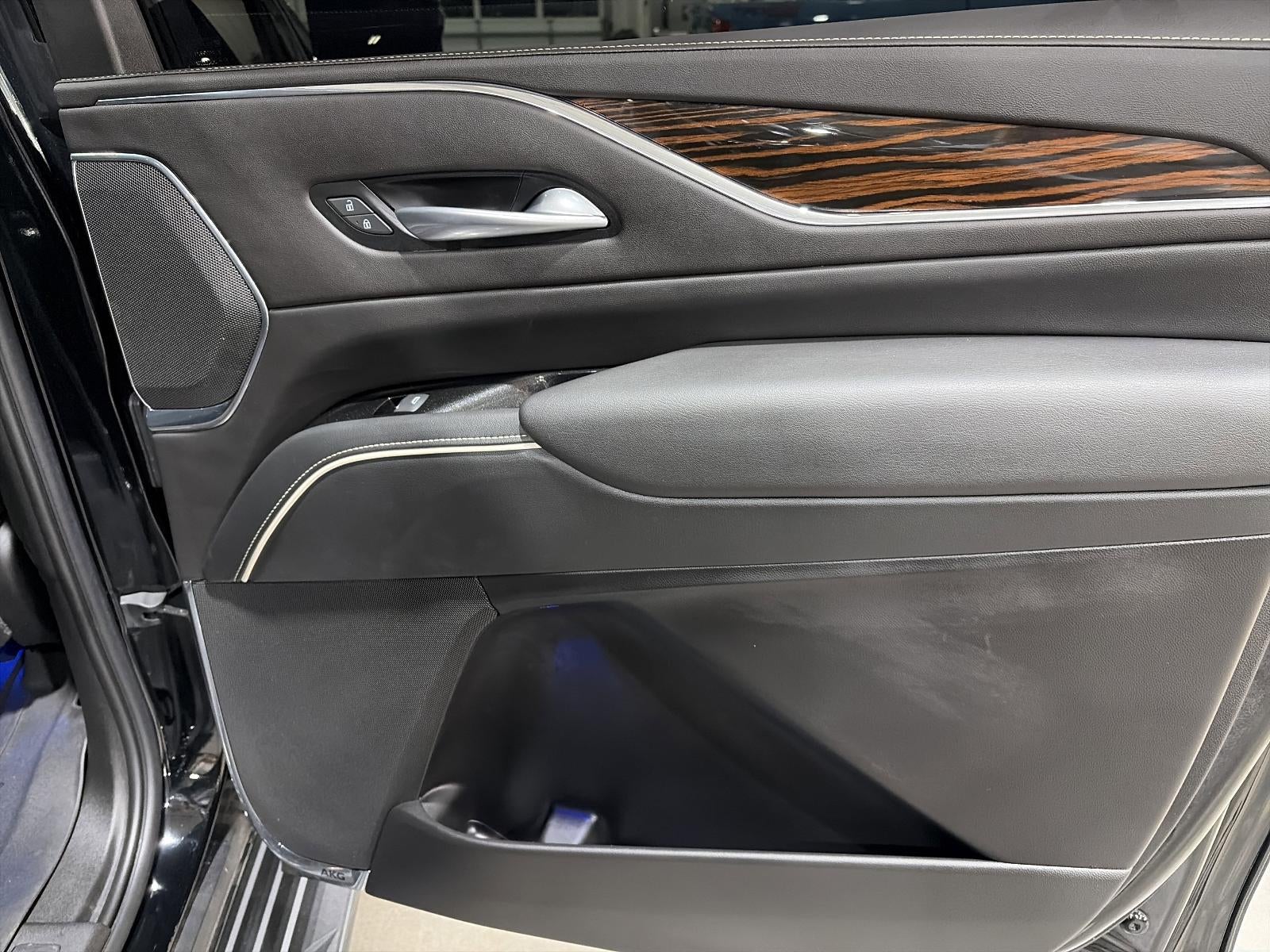 2023 Cadillac Escalade ESV 4WD Premium Luxury