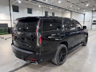 2023 Cadillac Escalade ESV 4WD Premium Luxury