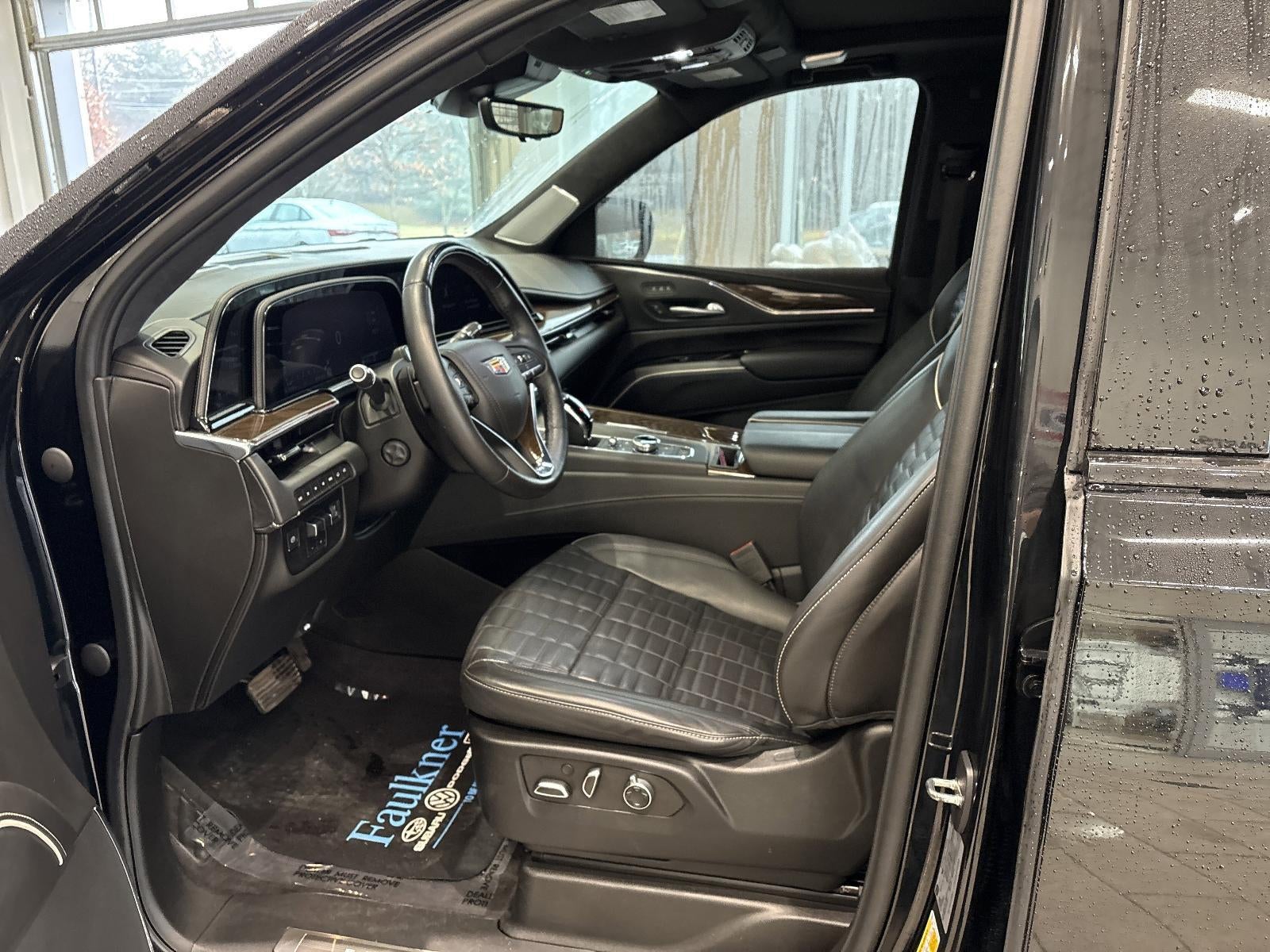2023 Cadillac Escalade ESV 4WD Sport Platinum