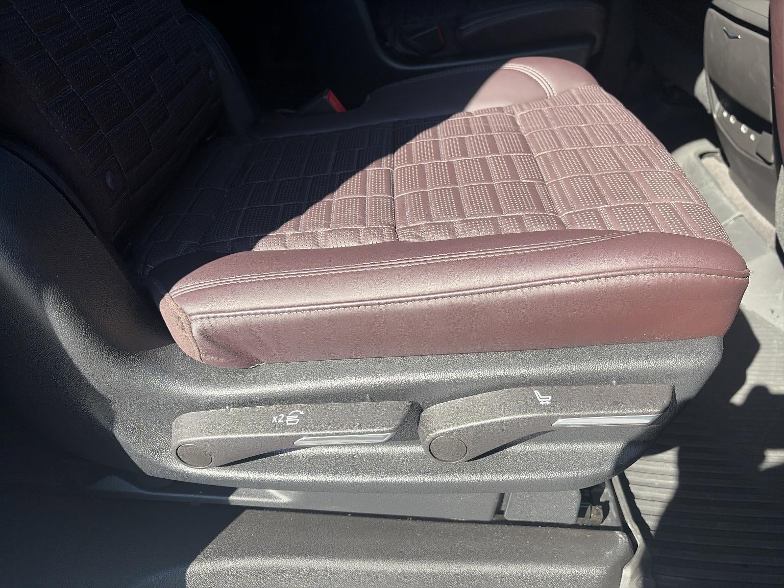 2023 Cadillac Escalade ESV AWD V-Series