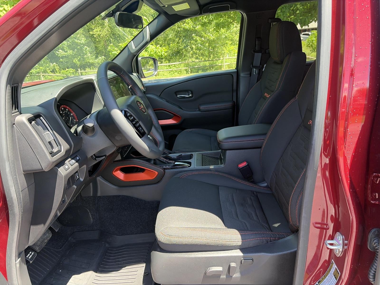 2025 Nissan Frontier Crew Cab 4x4 PRO-4X