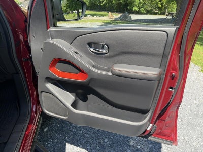 2025 Nissan Frontier Crew Cab 4x4 PRO-4X