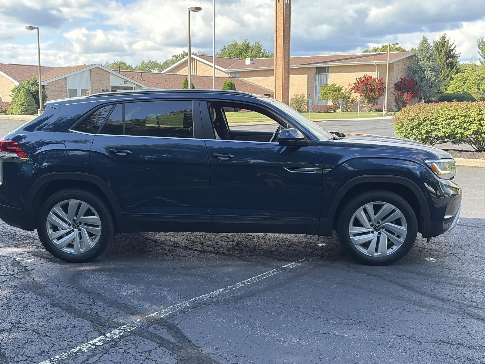 2020 Volkswagen Atlas Cross Sport 3.6L V6 SE w/Technology 4MOTION