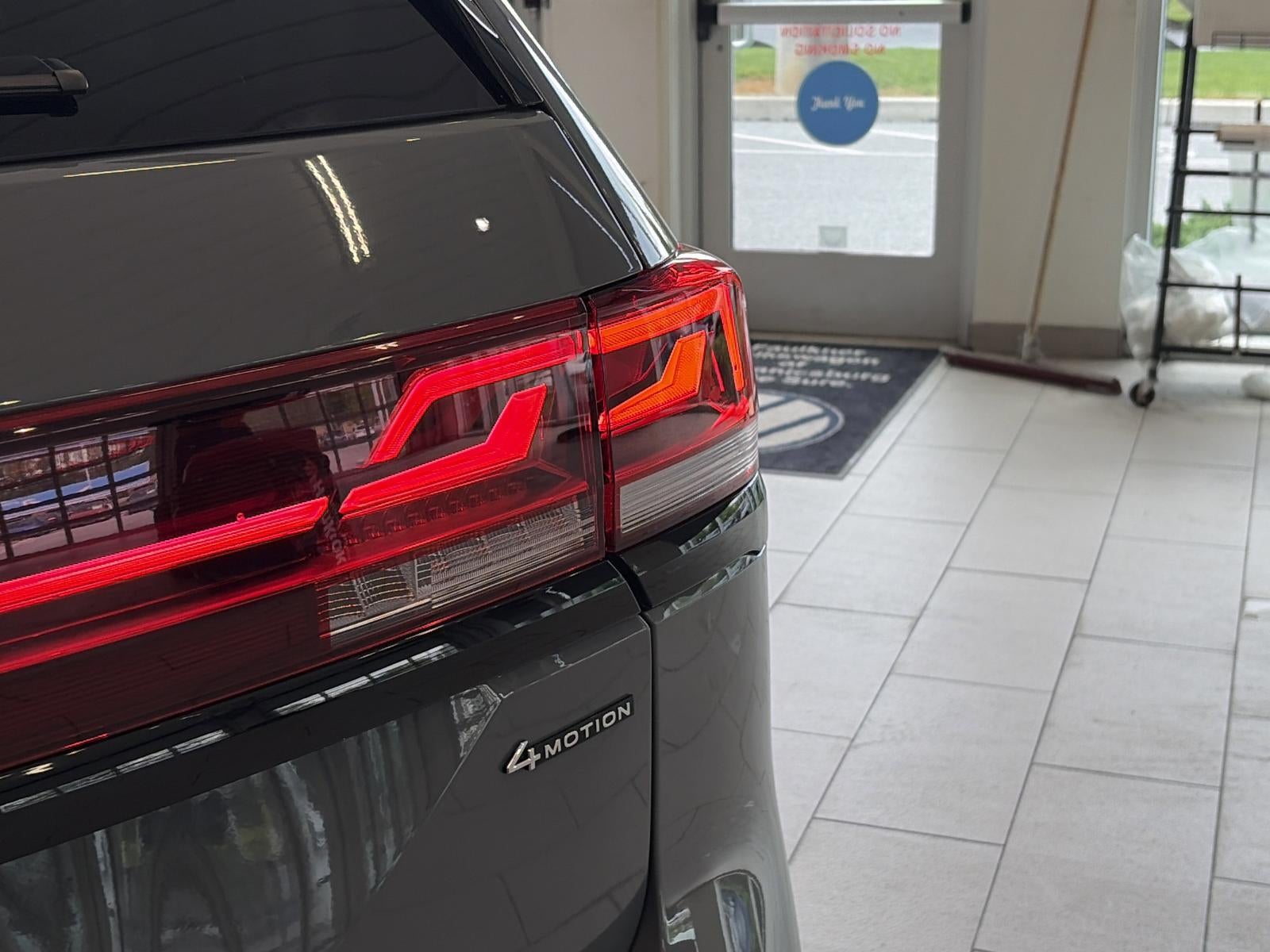 2024 Volkswagen Atlas 2.0T Peak Edition SE w/Technology 4MOTION
