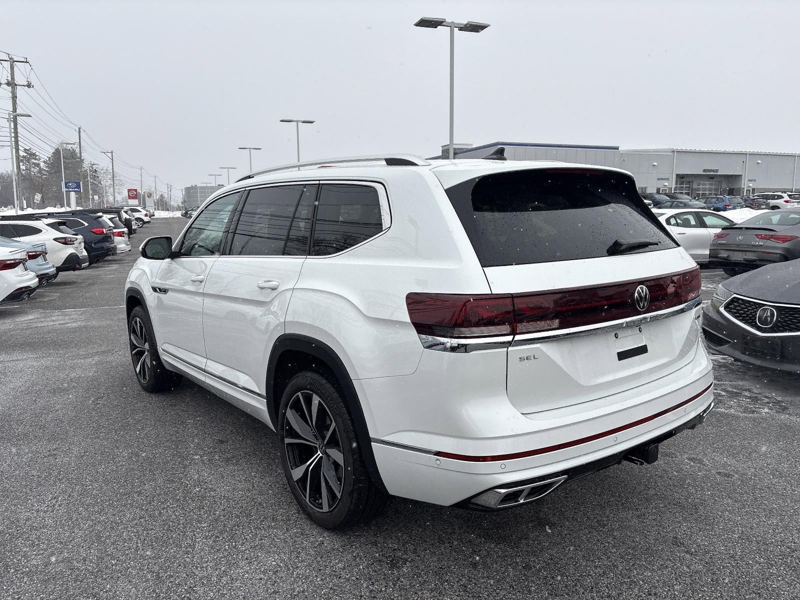2024 Volkswagen Atlas 2.0T SEL Premium R-Line 4MOTION