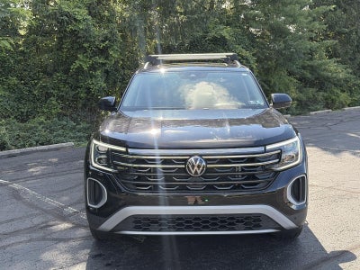 2024 Volkswagen Atlas 2.0T Peak Edition SEL 4MOTION