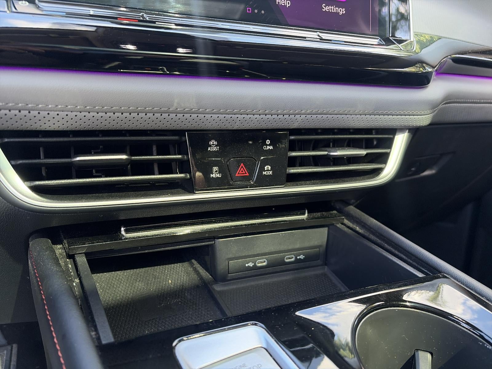 2024 Volkswagen Atlas 2.0T Peak Edition SEL 4MOTION