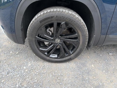 2023 Volkswagen Atlas 2.0T SE w/Technology 4MOTION