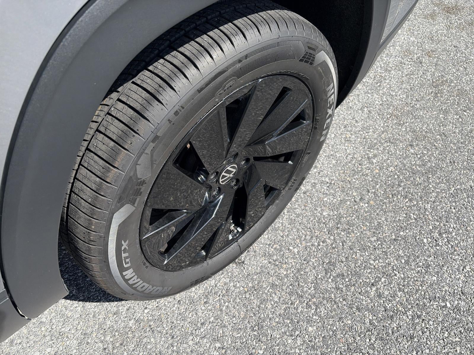 2024 Volkswagen Atlas 2.0T SE w/Technology 4MOTION