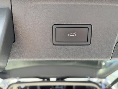 2024 Volkswagen Atlas 2.0T SE w/Technology 4MOTION