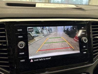 2022 Volkswagen Atlas 3.6L V6 SE w/Technology 4MOTION