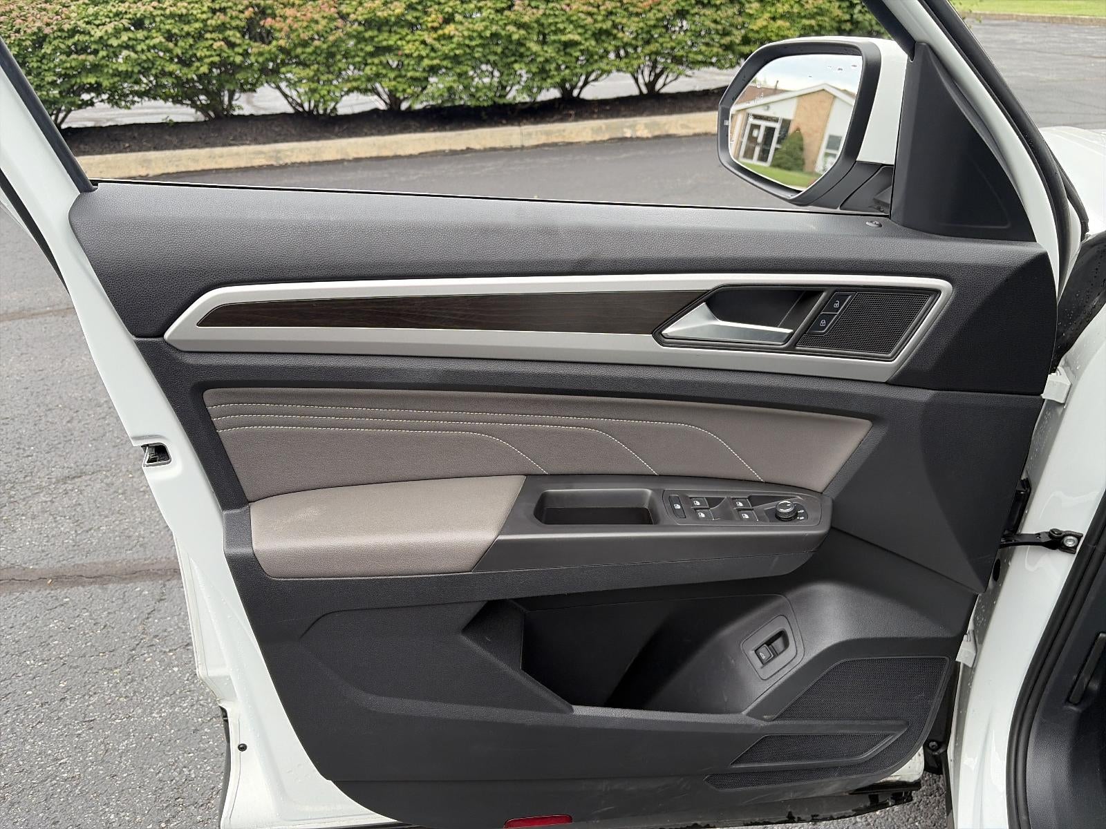 2023 Volkswagen Atlas 3.6L V6 SE w/Technology 4MOTION