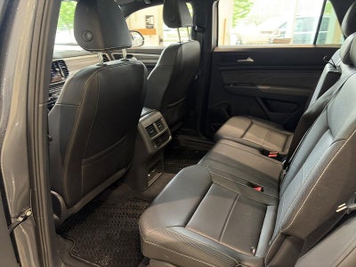 2023 Volkswagen Atlas Cross Sport 2.0T SE w/Technology 4MOTION