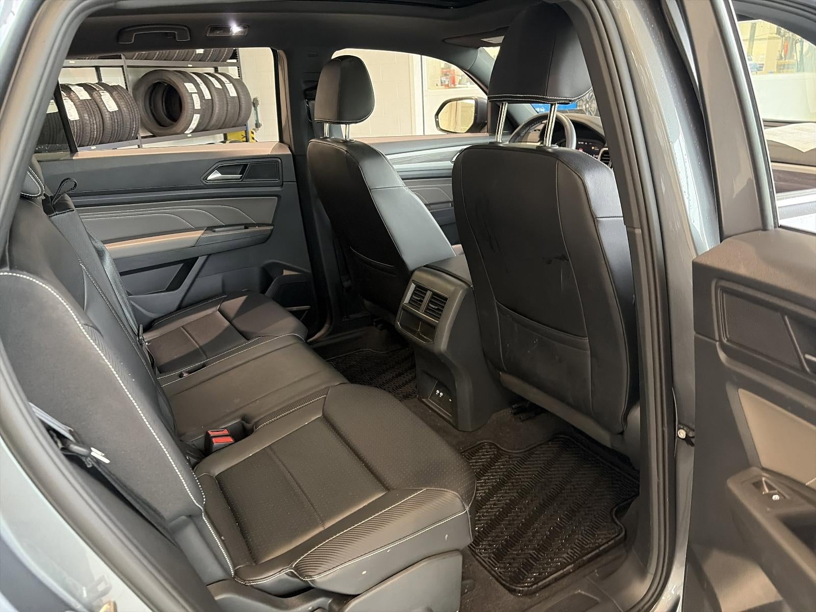 2023 Volkswagen Atlas Cross Sport 2.0T SE w/Technology 4MOTION