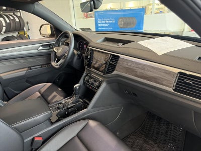 2023 Volkswagen Atlas Cross Sport 2.0T SE w/Technology 4MOTION