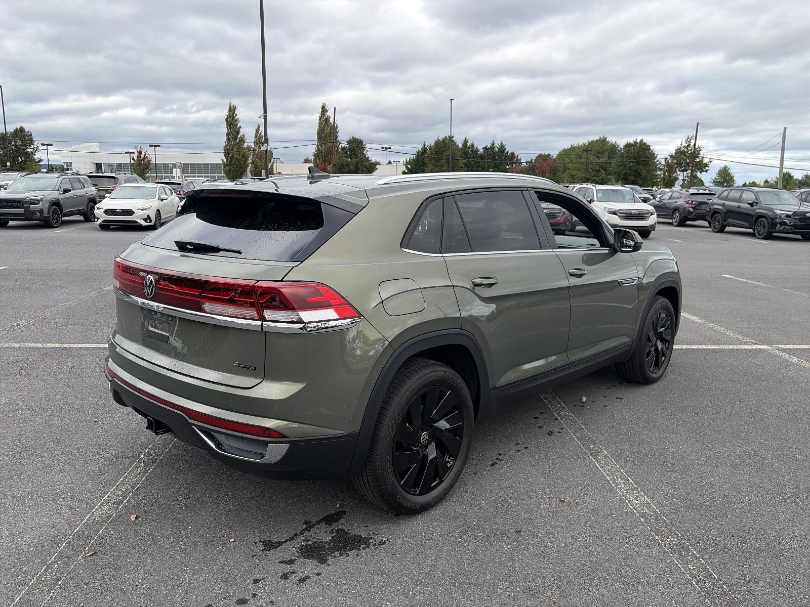 2026 Volkswagen Atlas Cross Sport 2.0T SE w/Technology 4MOTION