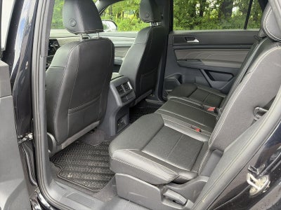 2023 Volkswagen Atlas Cross Sport 2.0T SE w/Technology 4MOTION